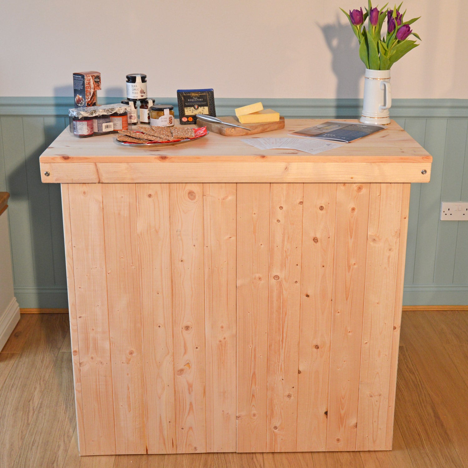 Wooden Portable Home Bar / Counter video showing easy assembly