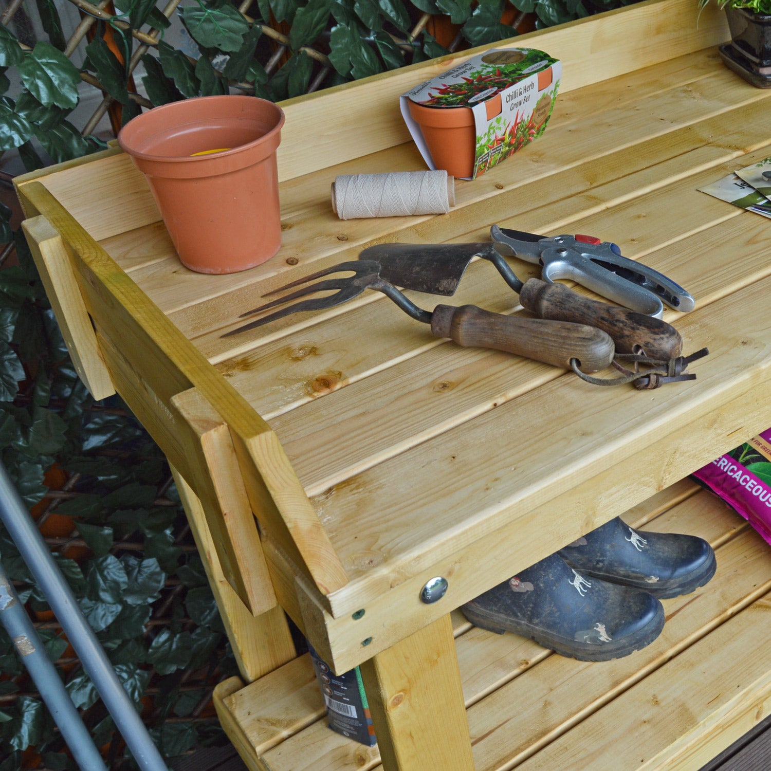 Potting Table Modifications and Accessories